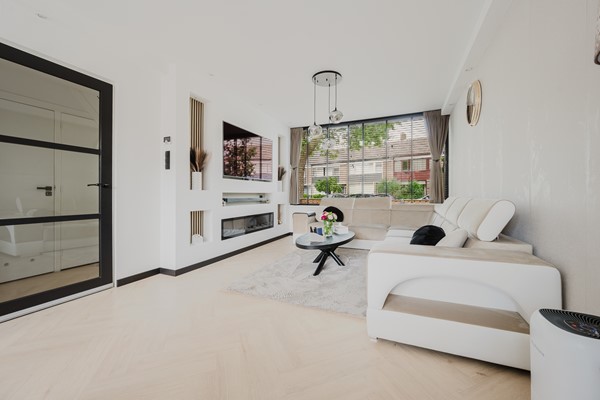 Medium property photo - A.M. de Jongstraat 67, 3202 AC Spijkenisse